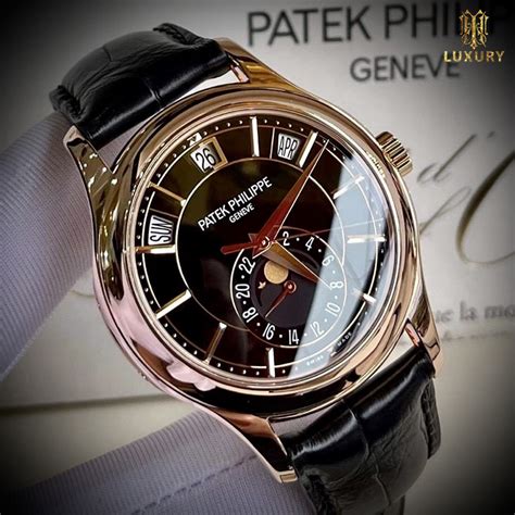 Đồng hồ Patek Philippe Annual Calendar 5205R